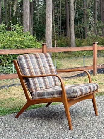 Mid century modern Adrian Pearsall Model 2315-C Armchair for Craft Associates
