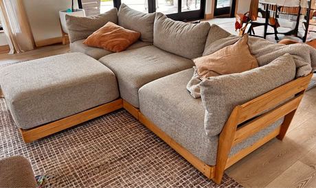 Inside Weather Bondi Modular Sectional Couch. Modern Solid Wood Frame Sectional Sofa with Ottoman