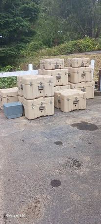 Heavy duty Benz twist lock $100 each