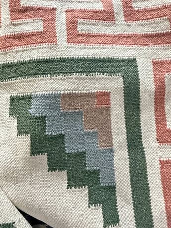Vintage Handwoven Kilim Rug | Greek Key Border | Diamond Pattern. 5' x 9'